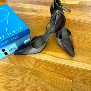 Brand new Nine West snake skin brown and tan pump with ankle strap..